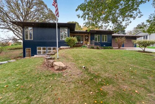 109 Ravine Road, Mount Horeb, WI, 53572 | Card Image