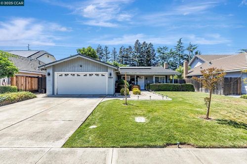 4564 Winding River Cir, Stockton, CA, 95219-6518 | Card Image