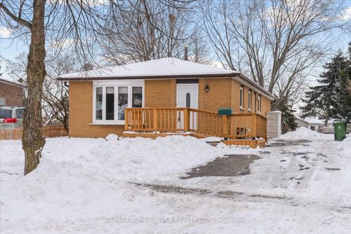 20 Lighthall Cres, Scarborough, ON, M1B1V3 | Card Image