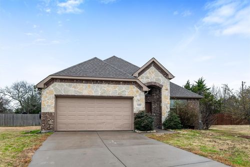 610 Alderwood Ct, Greenville, TX, 75402-8121 | Card Image