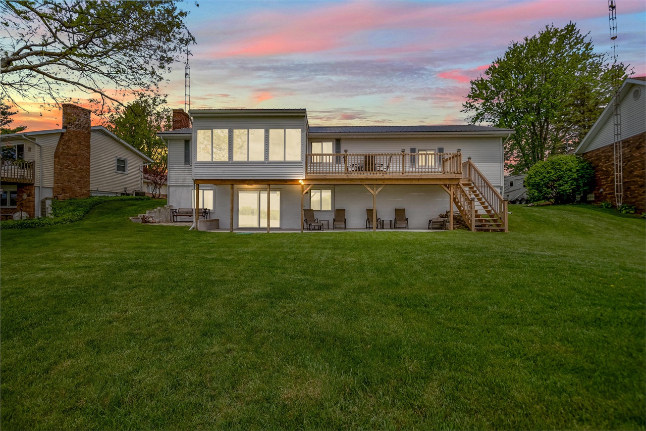 Kim Dr, Hillsdale, MI 49242