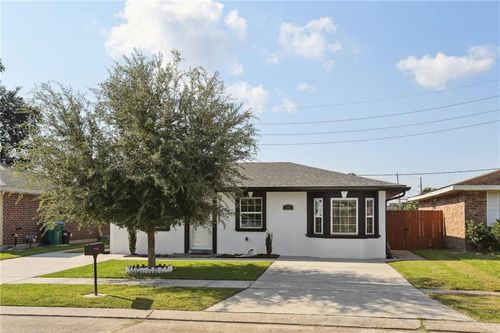 701 Ronson Dr, Kenner, LA, 70065-2633 | Card Image