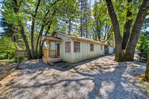 18185 Black Blvd, Lakehead, CA, 96051-9639 | Card Image