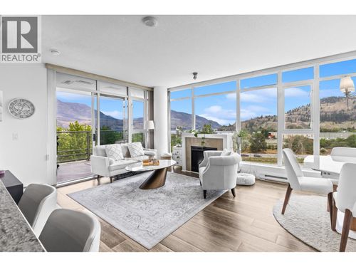 702-1075 Sunset Drive, Kelowna, BC, V1Y9Y9 | Card Image