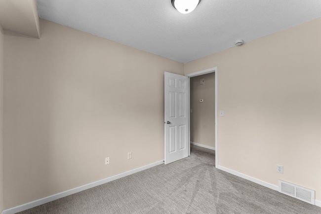 4252 Thornhill Ln, Townhouse with 3 bedrooms, 2 bathrooms and null parking in Vadnais Heights MN | Image 44