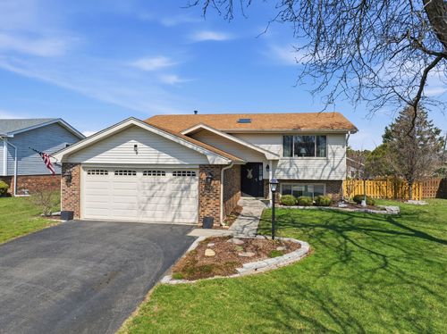 13736 W Cavecreek Ct, Homer Glen, IL, 60491-8653 | Card Image