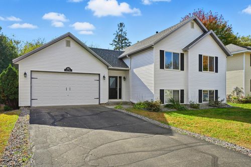 816 Spruce St, Farmington, MN, 55024-1716 | Card Image