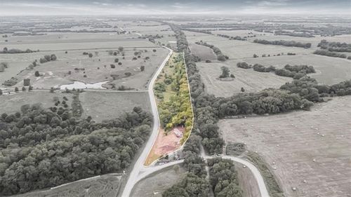 581 Se 1200th Rd, Leeton, MO, 64761-8121 | Card Image