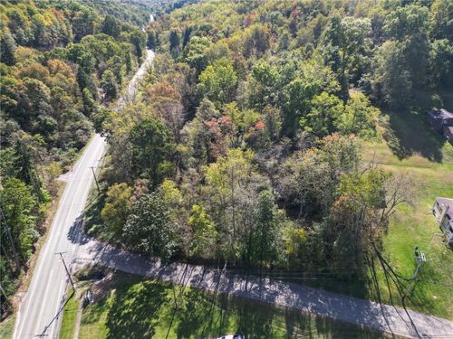 3400 Conway Wallrose Rd, Sewickley, PA, 15143-9694 | Card Image