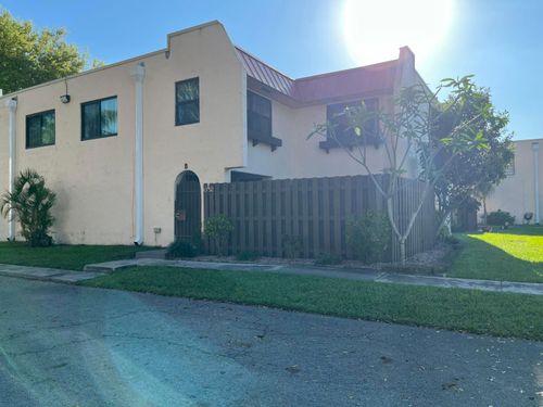 6352 Seven Springs Boulevard, Greenacres, FL, 33463 | Card Image