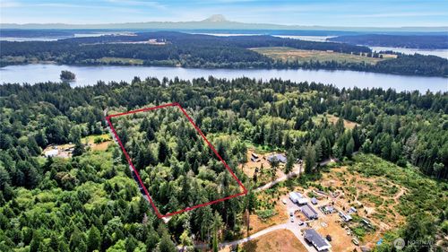 3853 146th Avenue Sw, Lakebay, WA, 98349 | Card Image