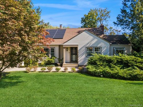 8 Harvard Ln, Hastings On Hudson, NY, 10706-3305 | Card Image