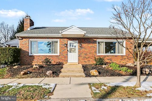 3000 Prince St, HARRISBURG, PA, 17111-1681 | Card Image