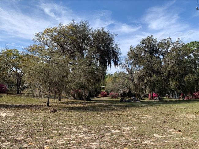 24645 Ne 177 Th Ter, House other with 2 bedrooms, 1 bathrooms and null parking in Fort Mc Coy FL | Image 14