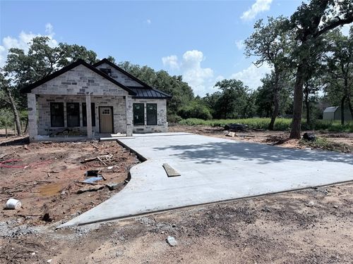 306 Mistle Toe Cir, Somerville, TX, 77879-3653 | Card Image