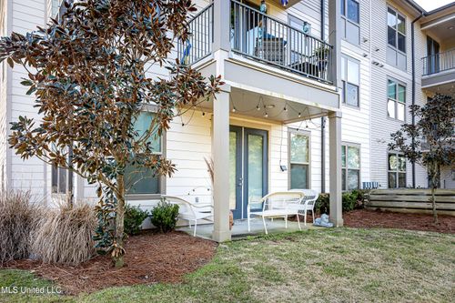 417-2501 Bienville Blvd, Ocean Springs, MS, 39564-3128 | Card Image