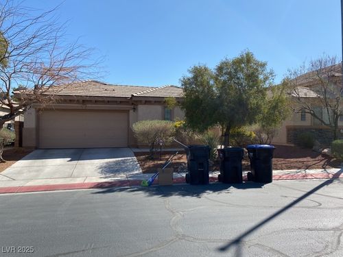 3809 Bracebridge Falls Ave, North Las Vegas, NV, 89085-4407 | Card Image