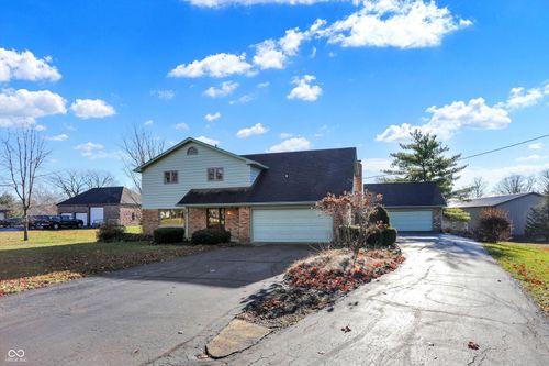 5621 Sugar Hills Drive, Greenfield, IN, 46140 | Card Image