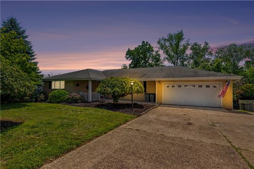 42 Locust Ave, Charleroi, PA, 15022-2537 | Card Image