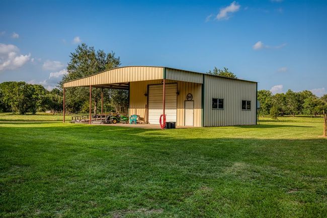1100 Dittmar Rd, Home with 3 bedrooms, 3 bathrooms and 2 parking in Cat Spring TX | Image 21