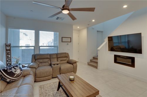 4312 Eagle Summit Ave, Las Vegas, NV, 89141-8997 | Card Image