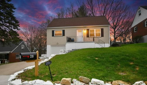 20 Ridge View Ave, Florence, KY, 41042-1726 | Card Image