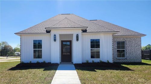 29774 Atlanta Dr, Albany, LA, 70711-3513 | Card Image