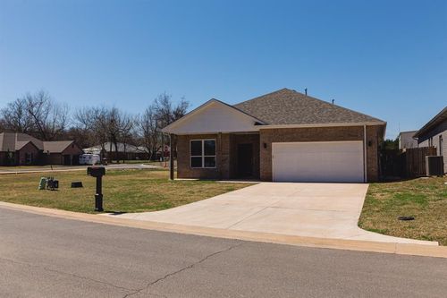 629 Remington Avenue, Edmond, OK, 73034 | Card Image
