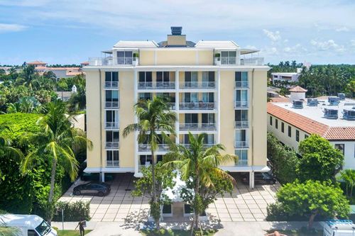 apt-2d-170 Chilean Ave, Palm Beach, FL, 33480-4401 | Card Image