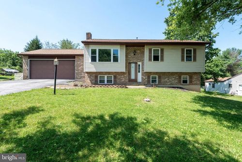 1620 Valley Vista Dr, YORK, PA, 17406-6917 | Card Image