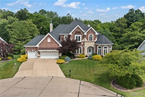 835 Snowberry Ridge Dr, O Fallon, MO, 63366-7692 | Card Image