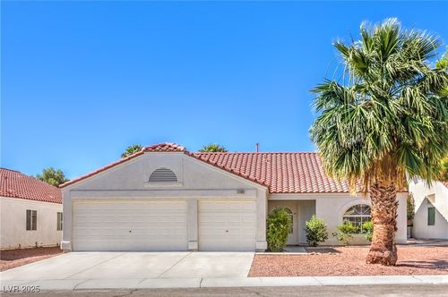 2109 Mountain Sunset Ave, North Las Vegas, NV, 89031-4371 | Card Image