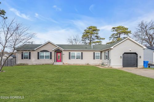 1117 6th Ave, Toms River, NJ, 08757-2612 | Card Image