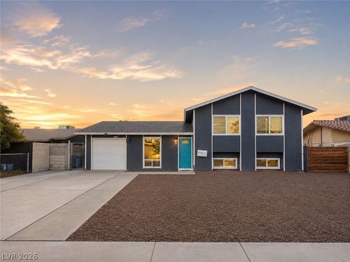 813 Cline St, Las Vegas, NV, 89145-6235 | Card Image