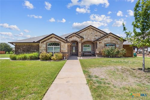1124 Dark Wood Dr, Harker Heights, TX, 76548-8124 | Card Image