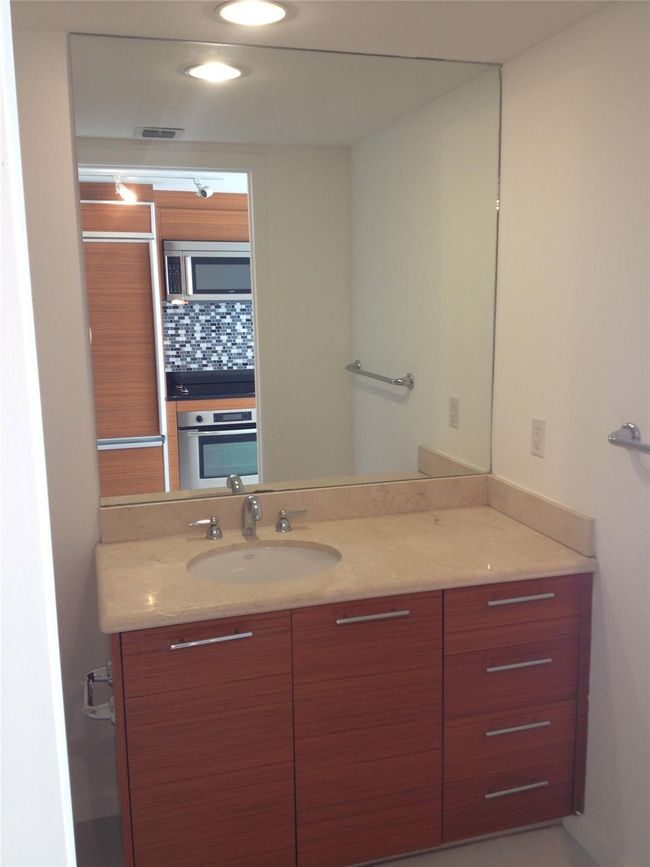 APT-3709 - 50 Biscayne Blvd, Condo with 0 bedrooms, 1 bathrooms and null parking in Miami FL | Image 10