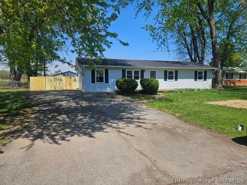 2073 E Gardner Ln, Madison, IN, 47250-8782 | Card Image