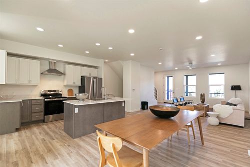 d-1705 Scott St, Missoula, MT, 59802-2708 | Card Image