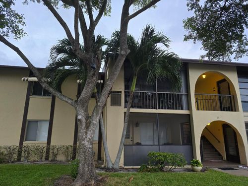 317 Pine Ridge Cir, Greenacres, FL, 33463-1404 | Card Image