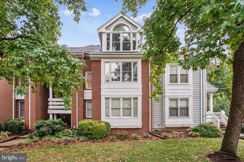 3153 Anchorway Ct, FALLS CHURCH, VA, 22042-7552 | Card Image