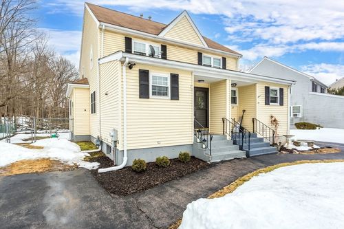 19-19 Quincy Way, Attleboro, MA, 02703-1061 | Card Image