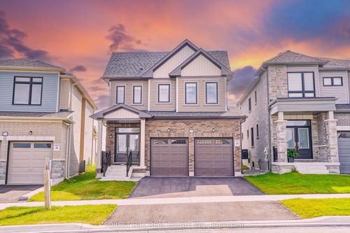 29 Kingsbury Trail, Barrie, ON, L9J0W8 | Card Image