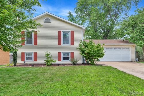 2831 Mcclay Valley Blvd, Saint Peters, MO, 63376-7136 | Card Image