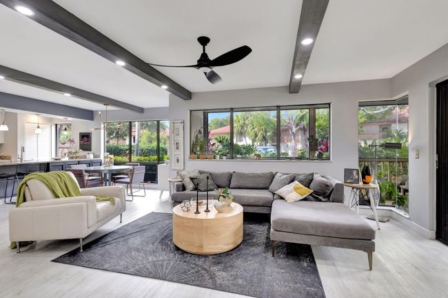 405 Brackenwood Ln S, Condo with 2 bedrooms, 2 bathrooms and null parking in Palm Beach Gardens FL | Image 23