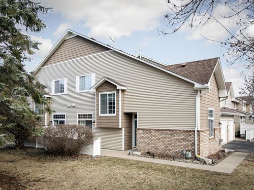 8456 Kimball Dr, Eden Prairie, MN, 55347-2135 | Card Image