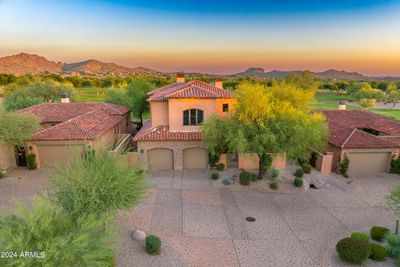 7780 E Golden Eagle Circle, House other with 3 bedrooms, 4 bathrooms and null parking in Gold Canyon AZ | Image 3