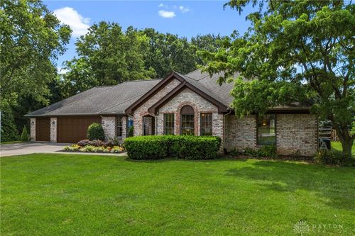 8495 Highmount Drive, Springboro, OH, 45066 | Card Image