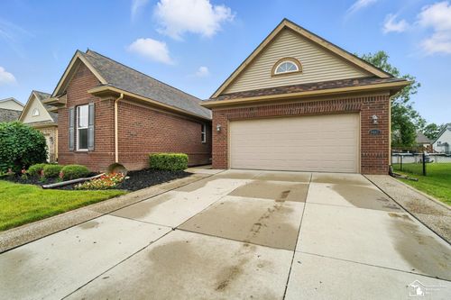 9447 Olde Hickory Ln, Newport, MI, 48166-9288 | Card Image