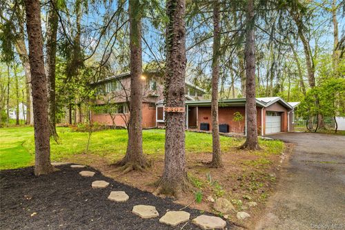 230 Sickletown Road, Clarkstown, NY, 10994 | Card Image