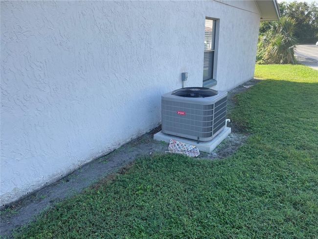 8 - 5752 Saint Christopher Dr, House other with 3 bedrooms, 2 bathrooms and null parking in ORLANDO FL | Image 17